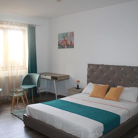Studio Turquoise Victoria Βουκουρέστι Εξωτερικό φωτογραφία